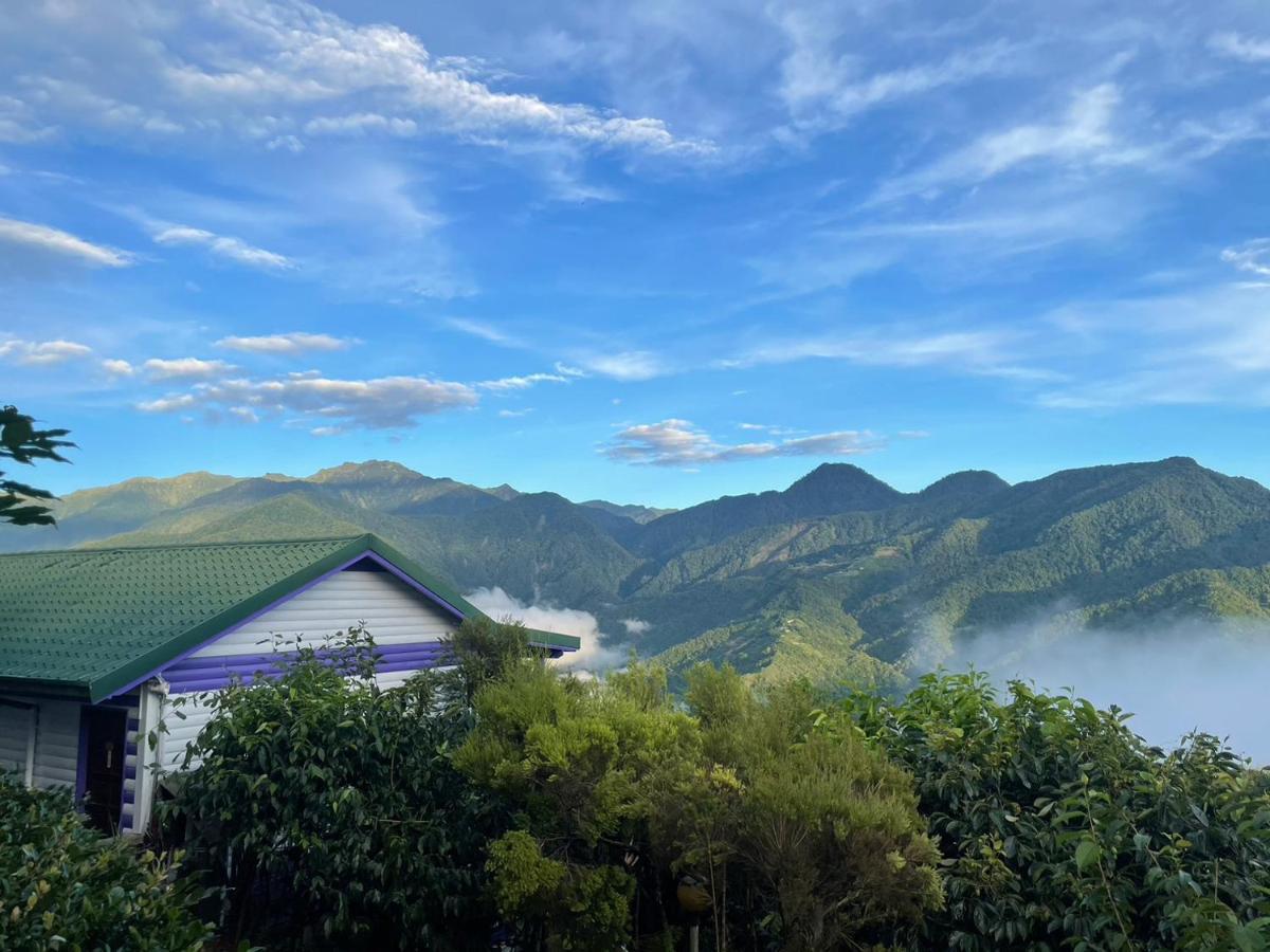 Julie'S Garden, Cingjing - Fon Chin Homestay Nhân Ái Ngoại thất bức ảnh