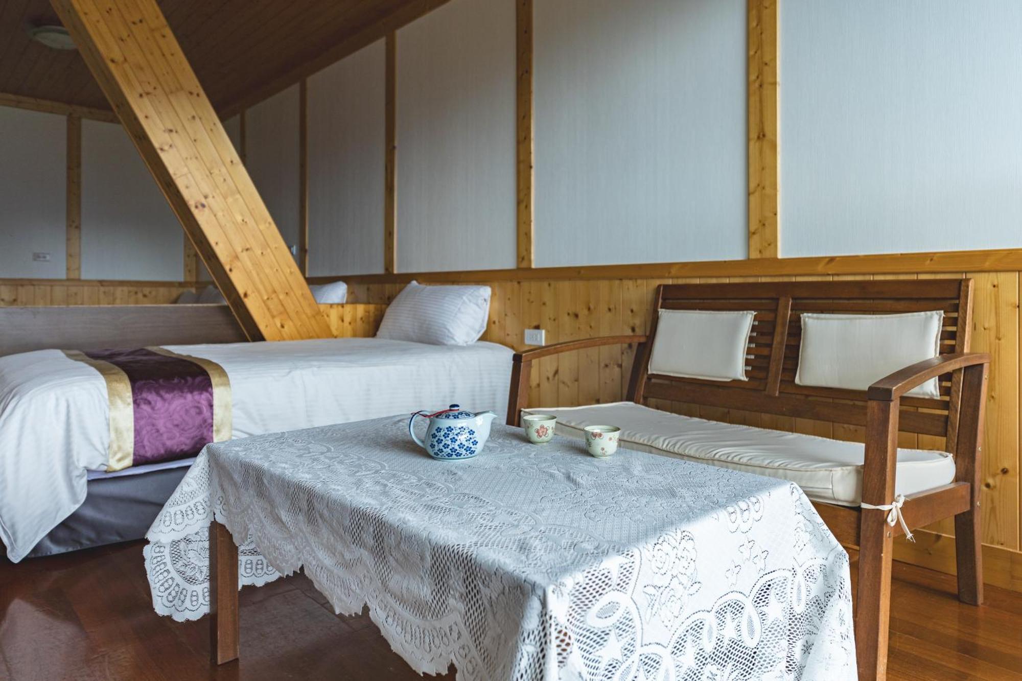 Julie'S Garden, Cingjing - Fon Chin Homestay Nhân Ái Ngoại thất bức ảnh