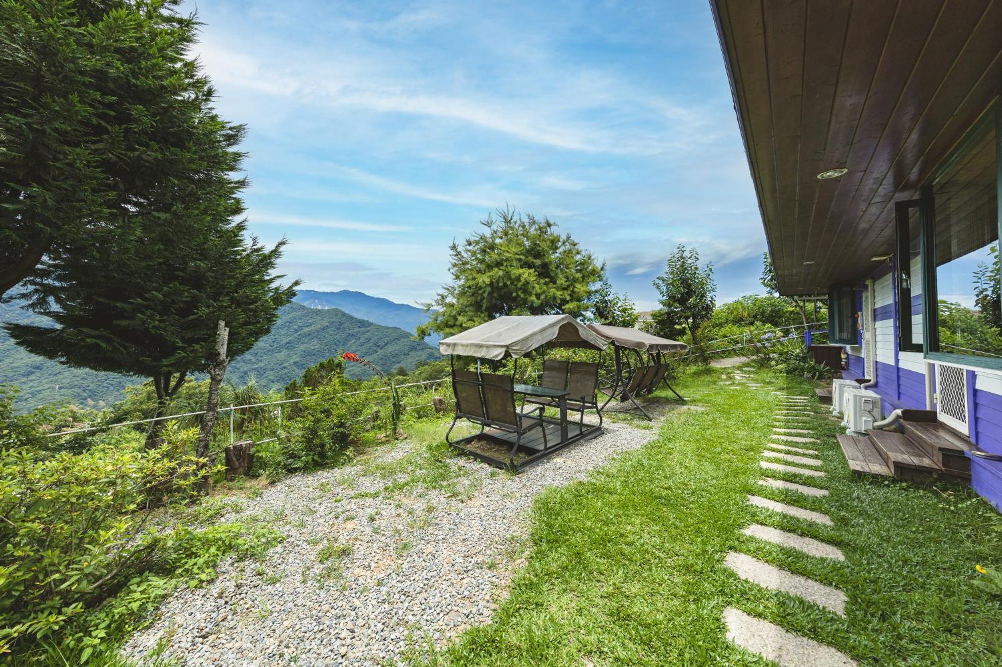 Julie'S Garden, Cingjing - Fon Chin Homestay Nhân Ái Ngoại thất bức ảnh